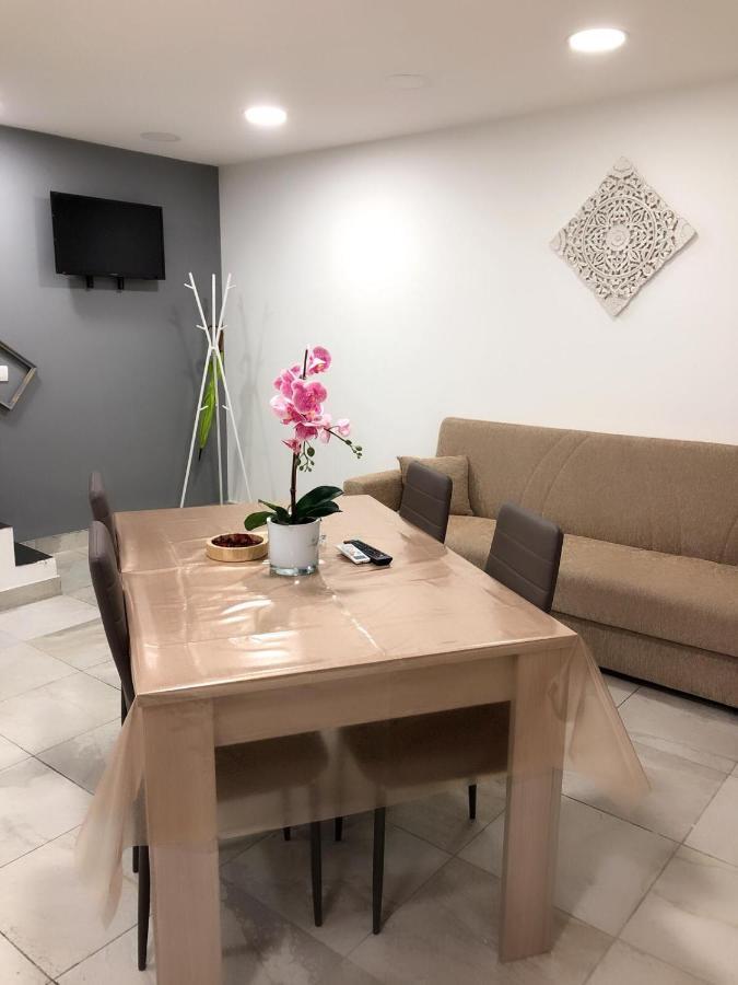 Appartement Graphite House à Naples Extérieur photo